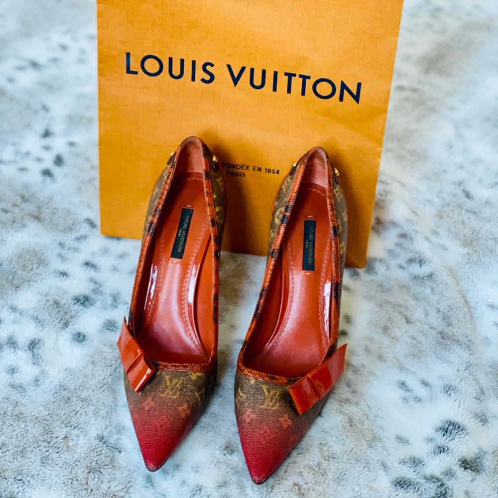 Authentic Louis Vuitton Shoes - Picture 8 of 8